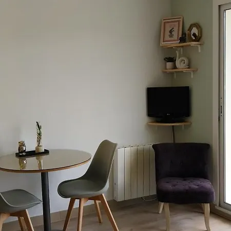 Lägenhet Joli Bord De